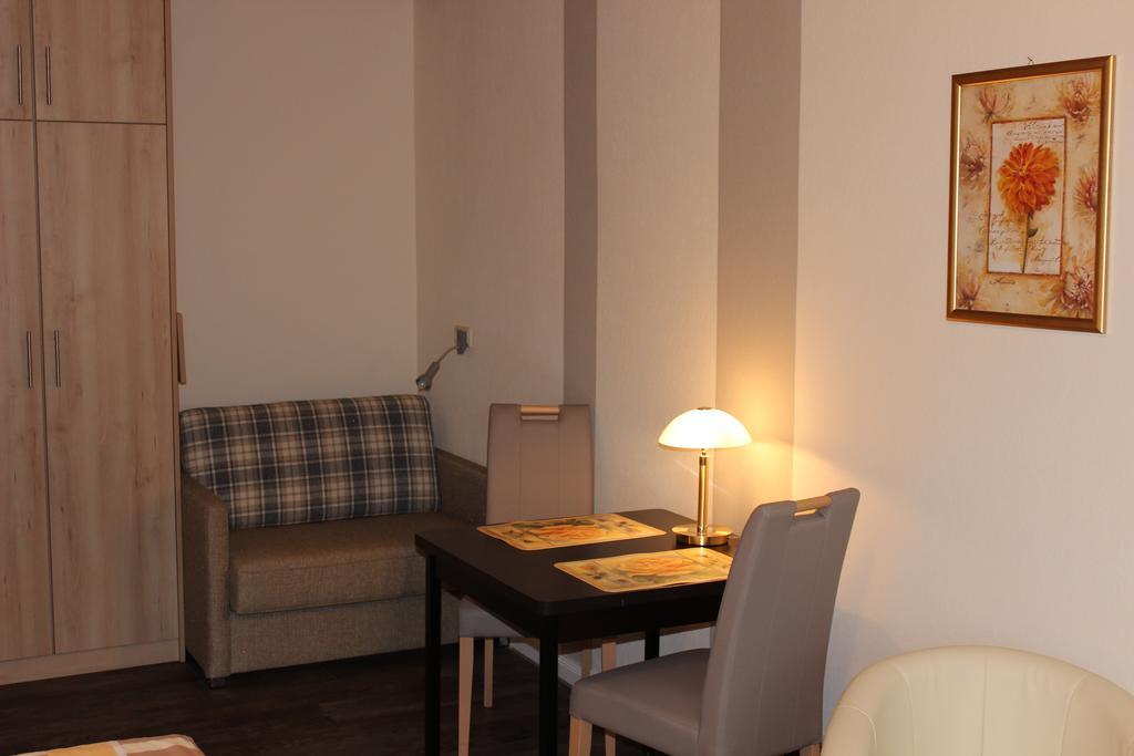 Jahnkes Gasthaus-Pension Garni Todesfelde Екстер'єр фото