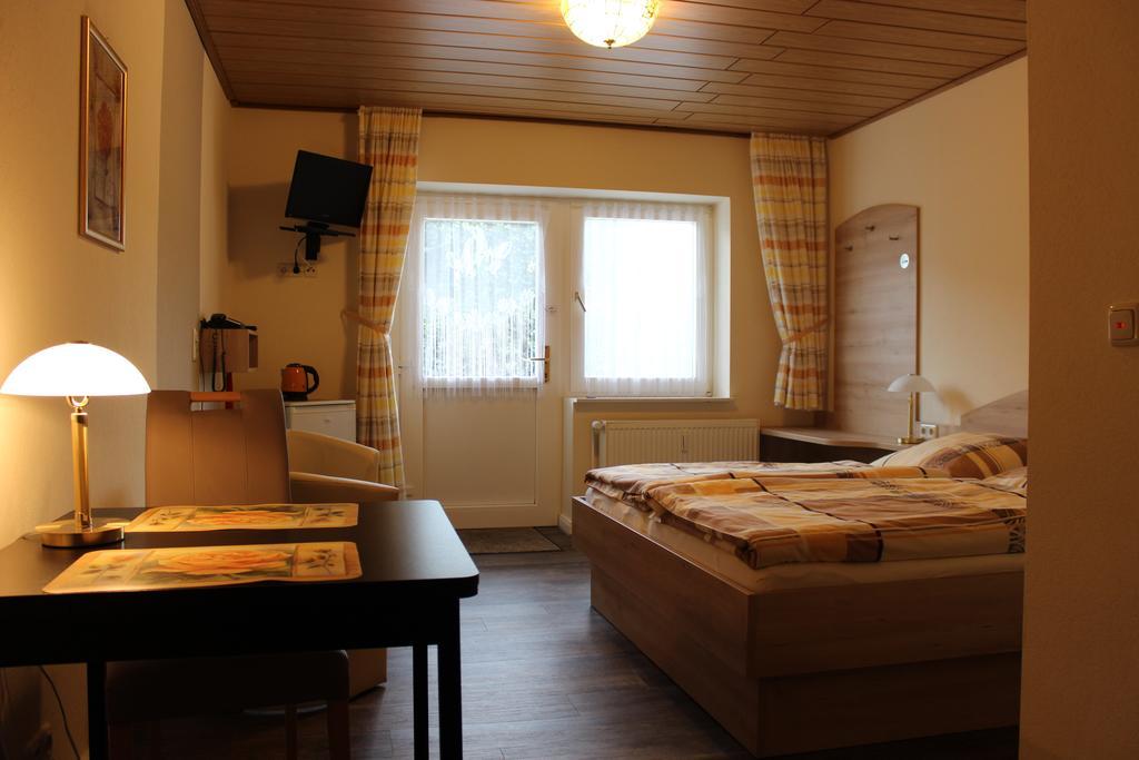 Jahnkes Gasthaus-Pension Garni Todesfelde Екстер'єр фото