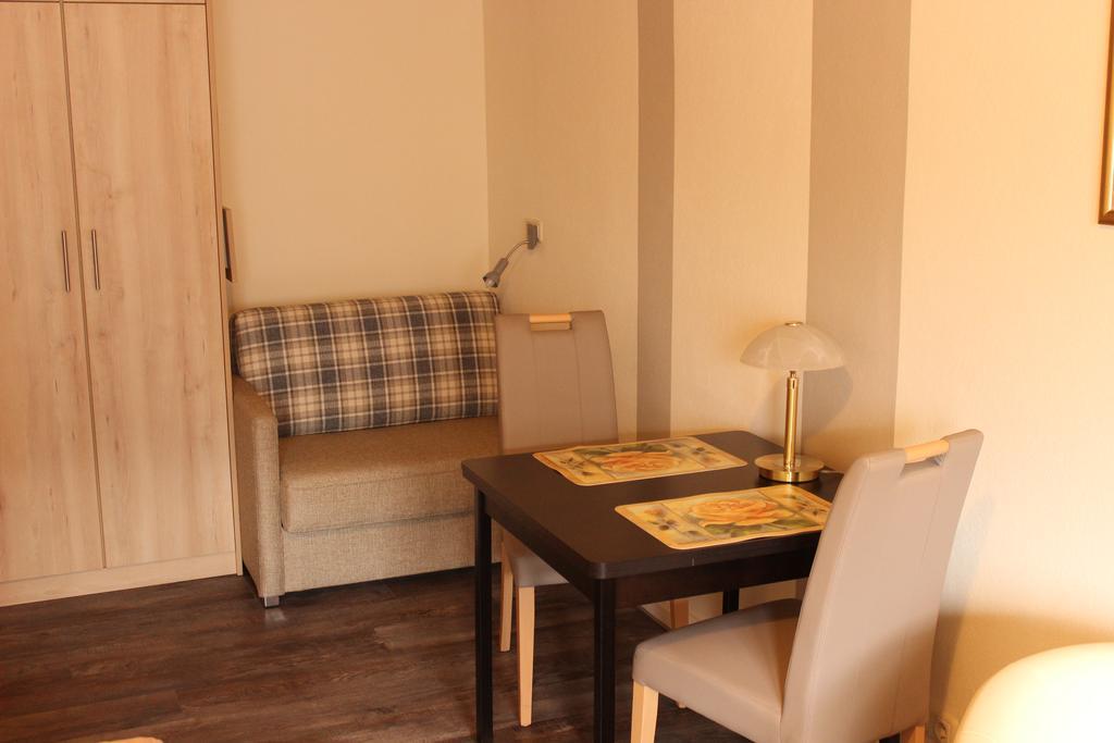 Jahnkes Gasthaus-Pension Garni Todesfelde Екстер'єр фото